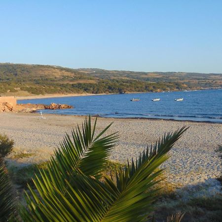 Casa Vacanza Costa Rossa Vista Mare Trinità dʼAgultu Zewnętrze zdjęcie