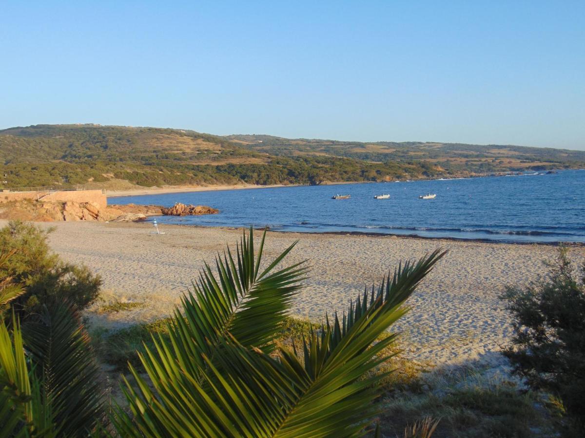 Casa Vacanza Costa Rossa Vista Mare Trinità dʼAgultu Zewnętrze zdjęcie