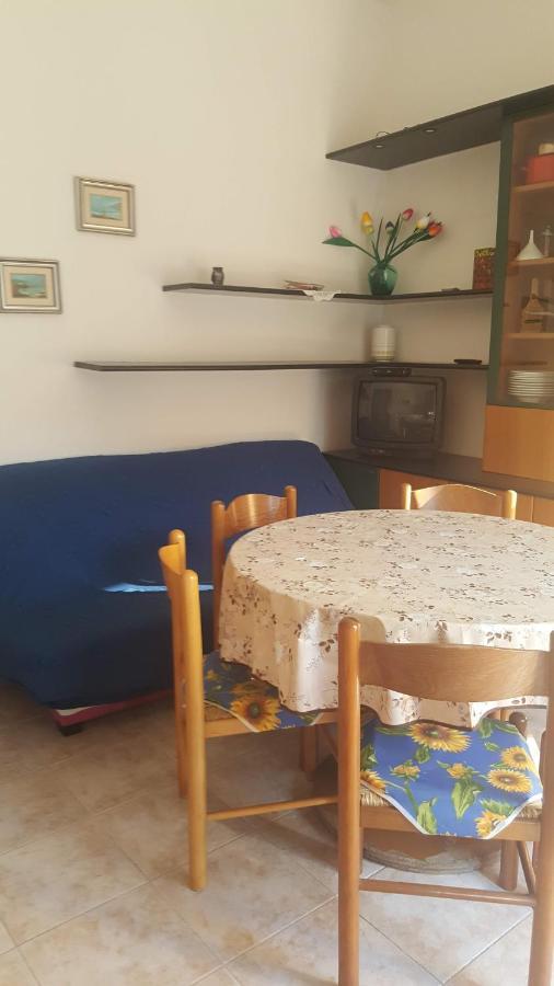 Casa Vacanza Costa Rossa Vista Mare Trinità dʼAgultu Zewnętrze zdjęcie