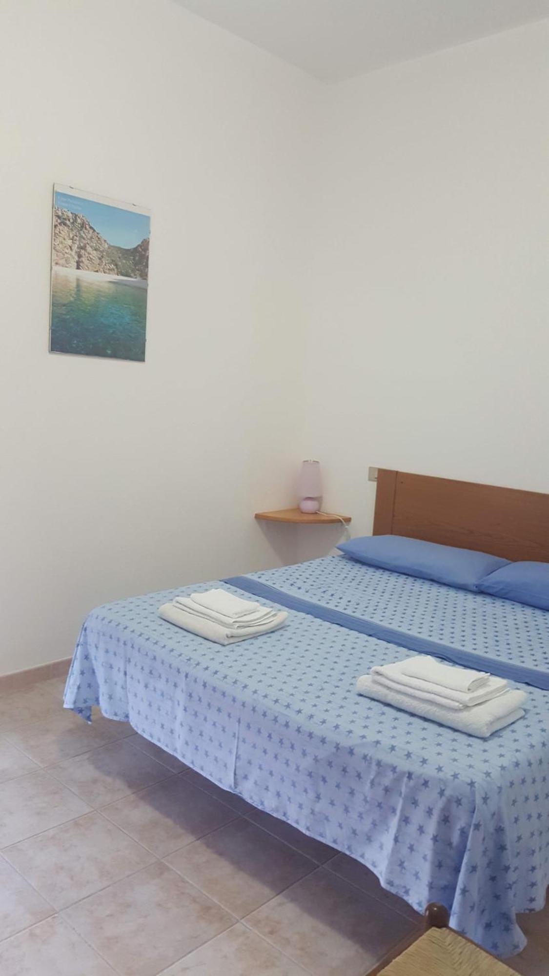 Casa Vacanza Costa Rossa Vista Mare Trinità dʼAgultu Pokój zdjęcie